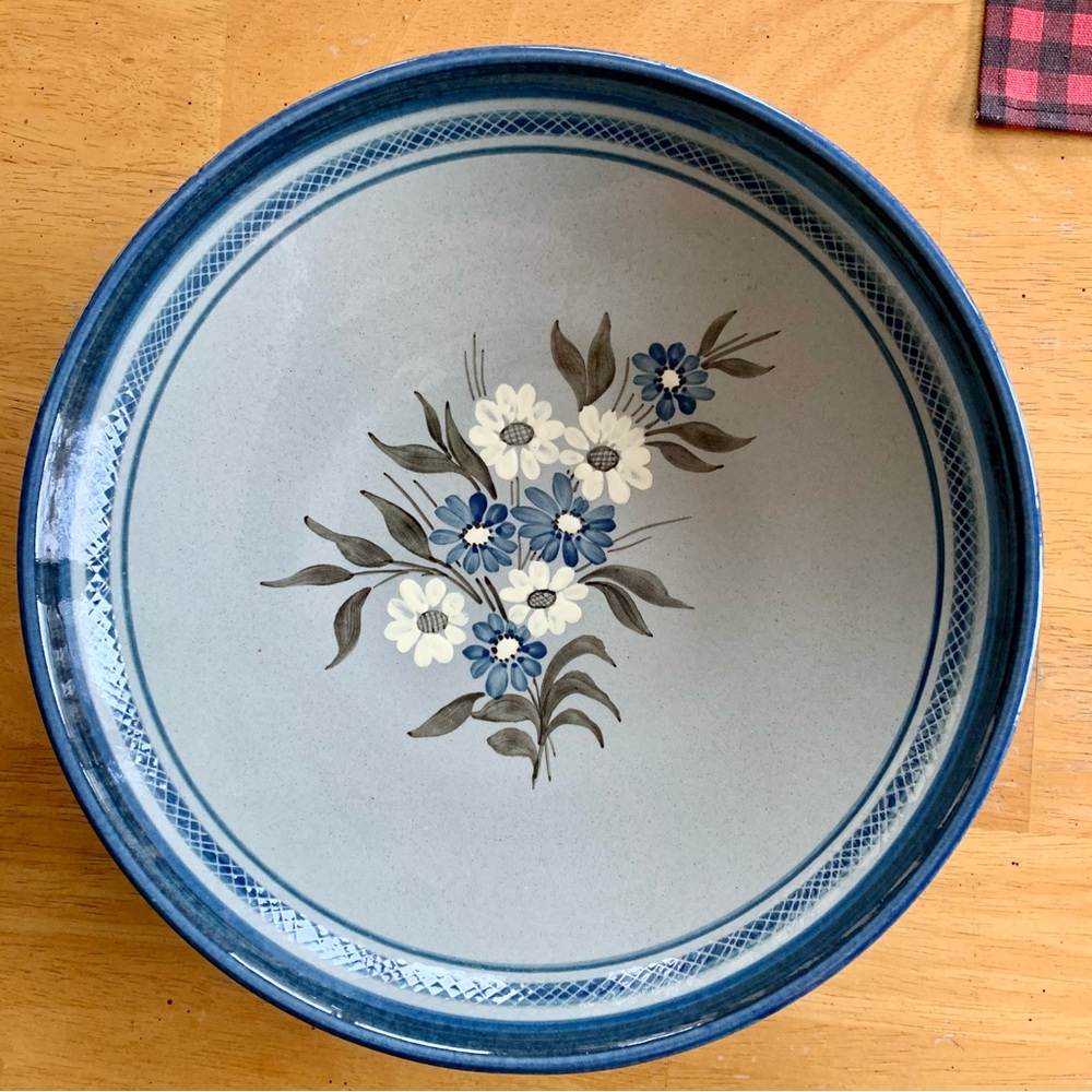 Knabstrup made in Denmark Floral Pasta Serving Bowl
